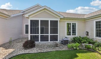 3354 N Stone Creek Cir, Madison, WI 53719