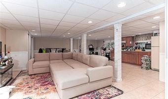 529 Shippeetown Rd, East Greenwich, RI 02818