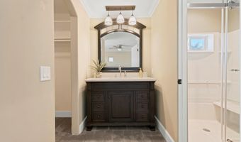 3181 Goldenspur Dr, Camarillo, CA 93010