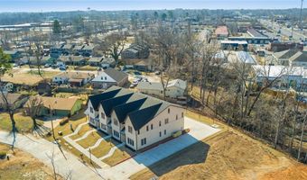 823 NW 14th St, Bentonville, AR 72712