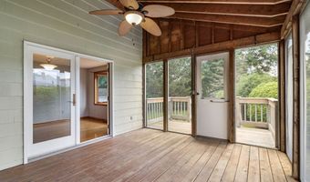129 Plymouth Rd, Bellingham, MA 02019