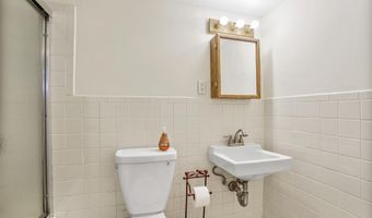7110 COVENTRY Rd, Alexandria, VA 22306