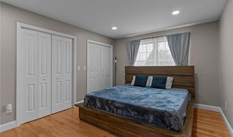 92 Dewolf Ave, Bristol, RI 02809