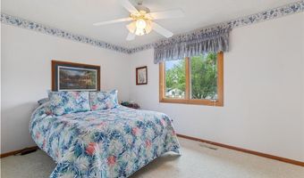 4910 Upper 148th Ct, Apple Valley, MN 55124
