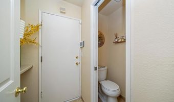 610 Creekside Ave, Oceanside, CA 92057