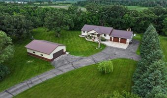 4700 Rural Oaks Dr SE, Alexandria, MN 56308