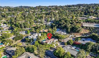 4060 Harclare Ln, Encino, CA 91436