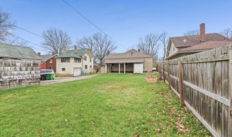 1073 Parkside Dr, Alliance, OH 44601