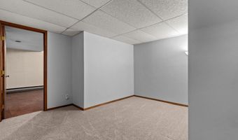 3300 N RANKIN St, Appleton, WI 54911