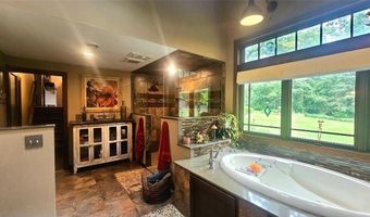 1912 S Oak Knoll Dr NE, Alexandria, MN 56308