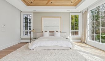 39 Timber Trl, Amagansett, NY 11930
