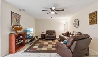 324 HICKORY Ct, Apopka, FL 32712