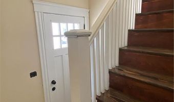 130 Wollaston St 2, Cranston, RI 02910