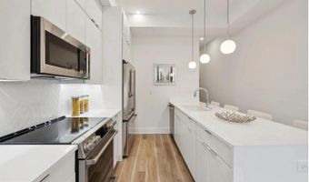 2015 13TH St NW 2, Washington, DC 20009