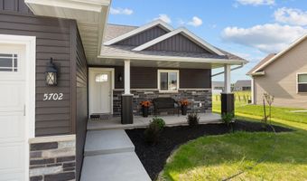 5702 N YOSEMITE Ln, Appleton, WI 54913