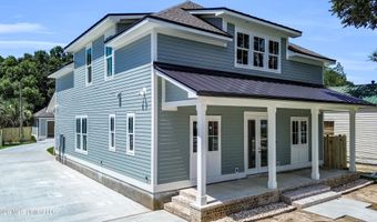 412 Main St, Bay St. Louis, MS 39520