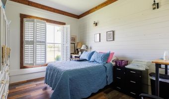 173 Circlestone Dr, Adel, GA 31620