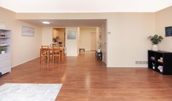 609 Watersedge Dr, Ann Arbor, MI 48105