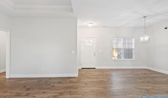 314 Creekside Dr, Albertville, AL 35950