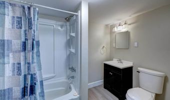 205 S Centennial Rd, Arkansas City, KS 67005