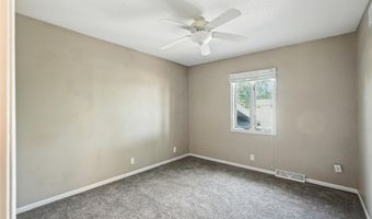 302 NW Sharmin Dr, Ankeny, IA 50023