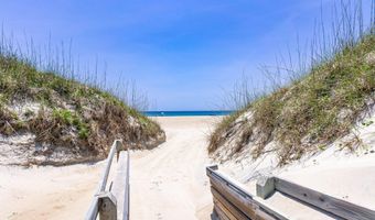 301 E Commerce Way Rd 214 Sea Spray, Atlantic Beach, NC 28512