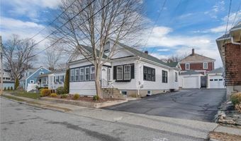 19 Greene Ln, Newport, RI 02840