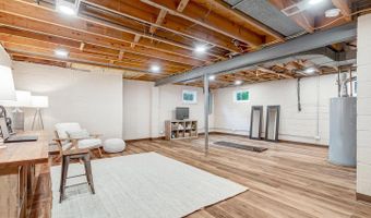 4808 BRADFORD Dr, Annandale, VA 22003