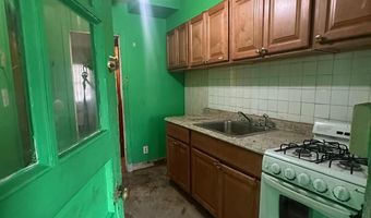 3310 12TH St SE, Washington, DC 20032
