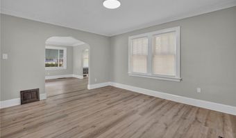 881 Valdes Ave, Akron, OH 44320