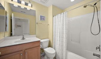 2 AUDUBON Cir, Berlin, MD 21811
