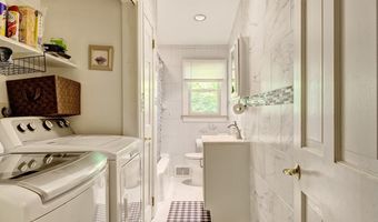 681 Stevens St, Bristol, CT 06010