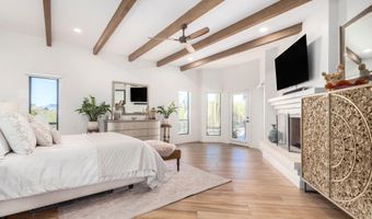 9446 E ROMPING Rd, Carefree, AZ 85377