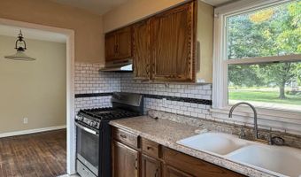 301 S Center St, Bardstown, KY 40004