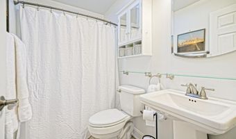 100 CEDAR St 1, Lewes, DE 19958