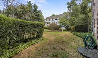 3311 CORYELL Ln, Alexandria, VA 22302