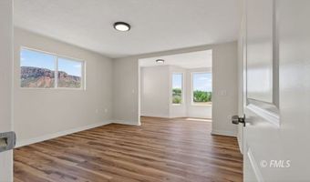 445 W Academy Ave, Colorado City, AZ 85021