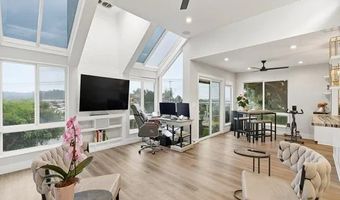 317 Arcaro Ln, Solana Beach, CA 92075
