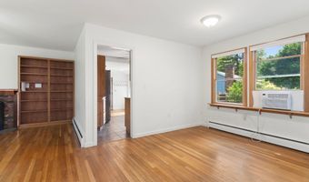 138 Wantastiquet Dr, Brattleboro, VT 05301