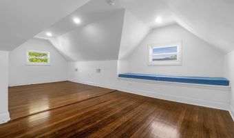 46 W 43RD St, Bayonne, NJ 07002