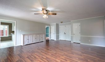 1610 Woodfield Ct, Albany, GA 31721