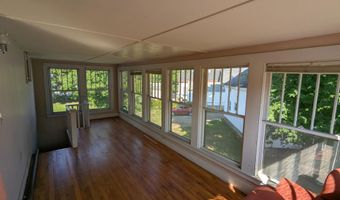 3 Dean St, Bangor, ME 04401