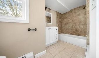 111 Hopkins Hollow Rd, Coventry, RI 02827