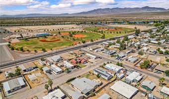811 Safari Dr, Bullhead City, AZ 86442
