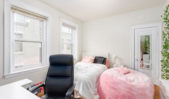 1564 Commonwealth Ave 16, Boston, MA 02135
