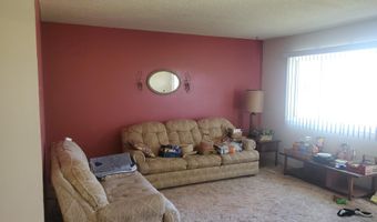 104 W 3rd St, Hawthorne, NV 89415