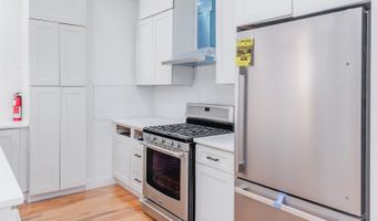 118 NEWMAN Ave 1, Bayonne, NJ 07002