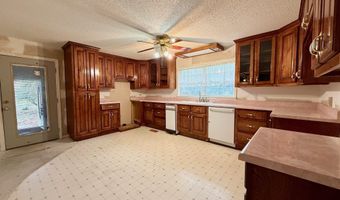 221 FREEMAN Dr, Altoona, AL 35952