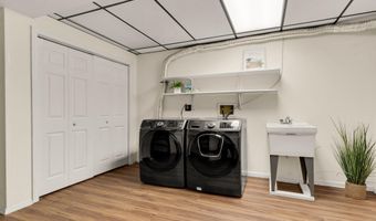 19 SHAGBARK Ct, Rockville, MD 20852