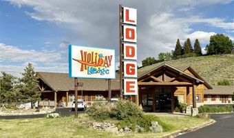 244 Yellowstone Ave W, Cody, WY 82414
